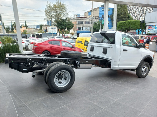 Imagen 3 de 6 de Ram 4000 Pl 2022