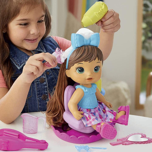 Muñeca de pelo castaño Baby Alive Sudsy Styling F5113 Hasbro