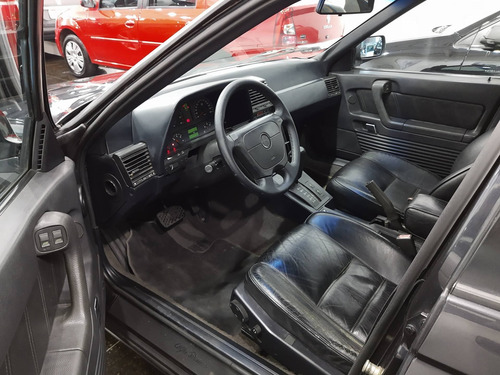 Alfa Romeo 164 3.0 Super V6 24v Gasolina 4p Automático