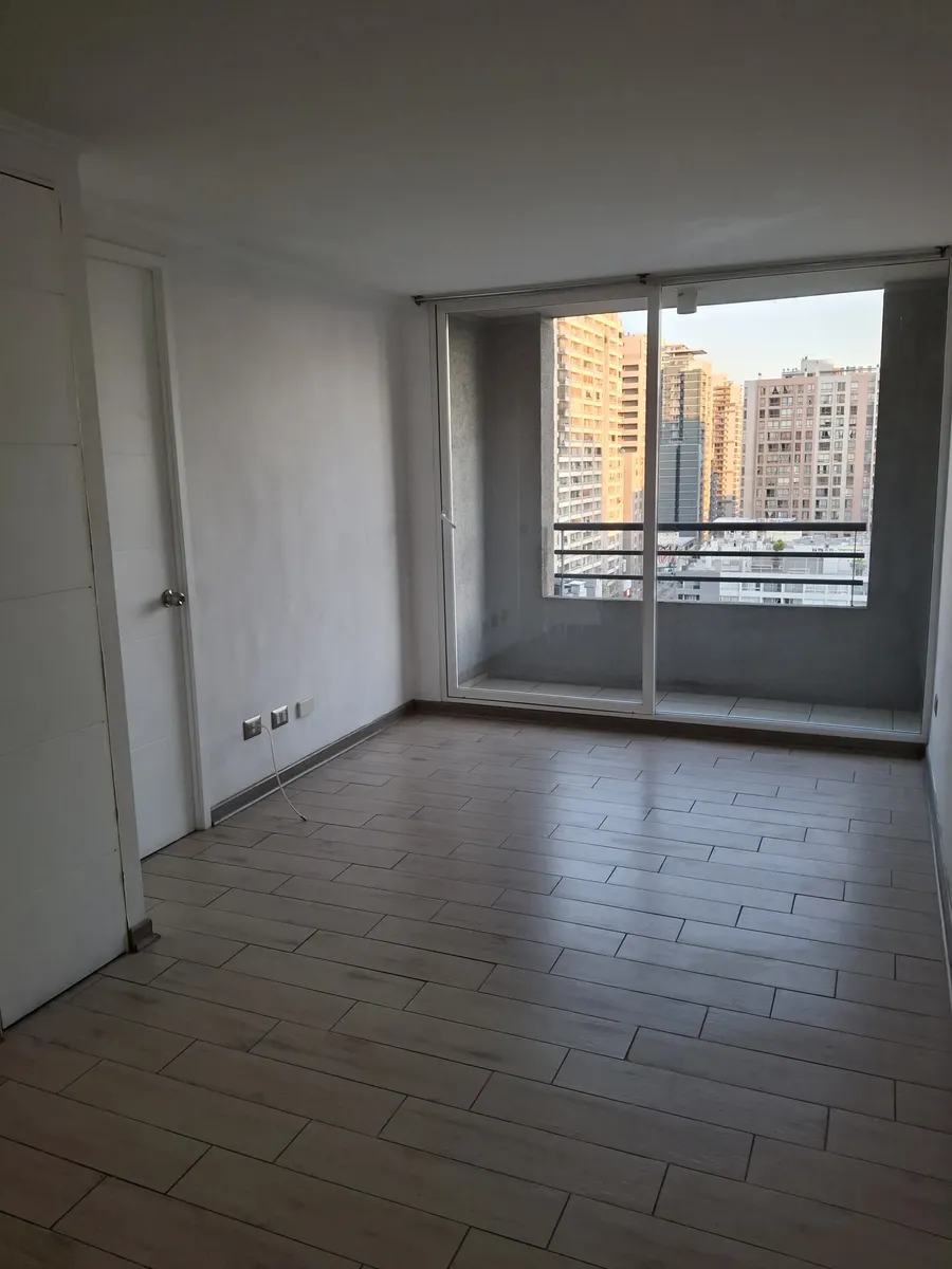 Imagen 1 de 16 de Departamento Impecable, Cercano Al Metro Santa Lucia.