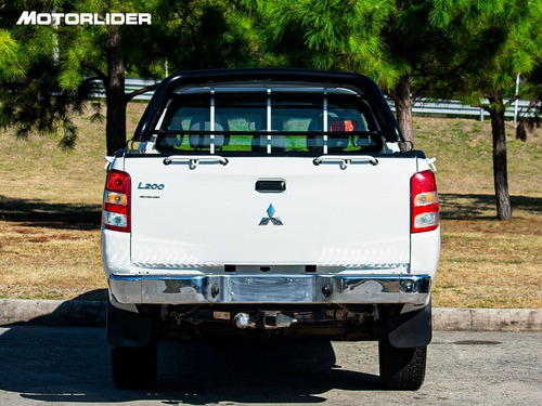 Imagen 4 de 25 de Mitsubishi L200 2.4 4x4 Descuenta Iva | Permuta / Financia