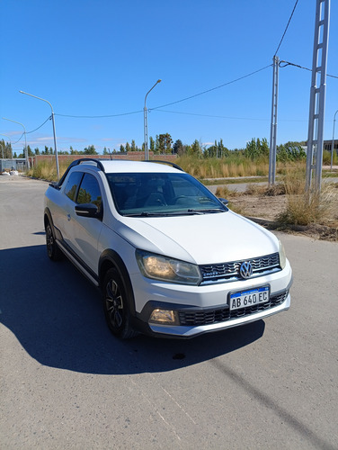 Volkswagen Saveiro 1.6 Cross Gp Cd 110cv Pack High