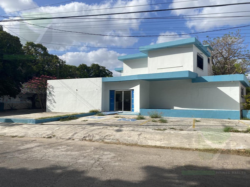 Imagen 3 de 22 de Casa O Edificio Comercial Ideal Para Oficinas En Colonia México A Una Cuadra De Paseo Montejo