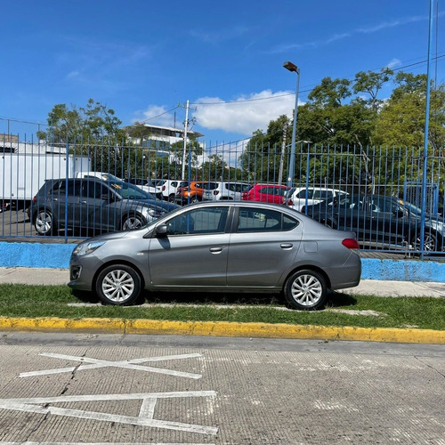 Imagen 4 de 13 de Dodge Attitude Sxt Manual 2018