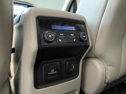 Imagen 13 de 15 de Gmc Acadia 2017 3.7 Denali At