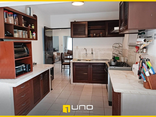 Imagen 3 de 27 de Esta Linda Casa De 1 Planta En Un Barrio Seguro De La Zona Oeste Puede Ser El Hogar Que Tu Familia Está Buscando