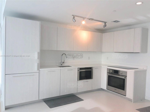 Departamento En Venta En Miami, Florida, Estados Unidos