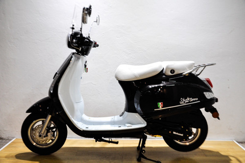 Imagen 13 de 19 de Motomel Strato Euro 150 Scooter Sin Cambios Uno Motos