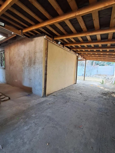 Se Vende Propiedad De 855mt2 De Terreno