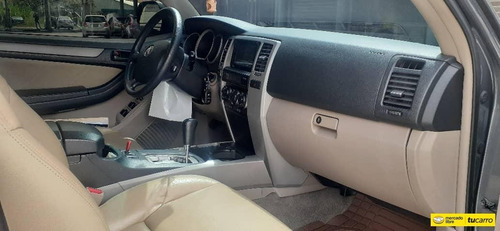 Imagen 7 de 11 de Toyota 4runner Sport Wagon 4x2 Automatico