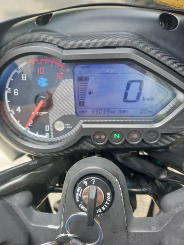 Pulsar 180 Neón Fi