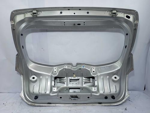 Tampa Traseira Sandero 2015 2021