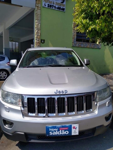 Jeep Grand Cherokee Laredo V6 3.6 4x4