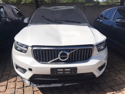 Imagem 9 de 10 de Volvo Xc40 T4 2020 Sucata Para Venda De Peças