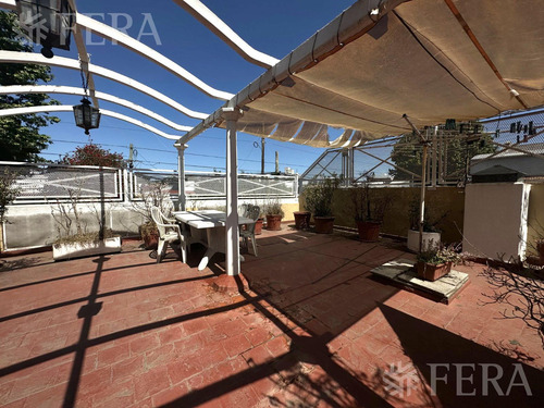 Venta Casa De 3 Ambientes Con Cochera En Bernal