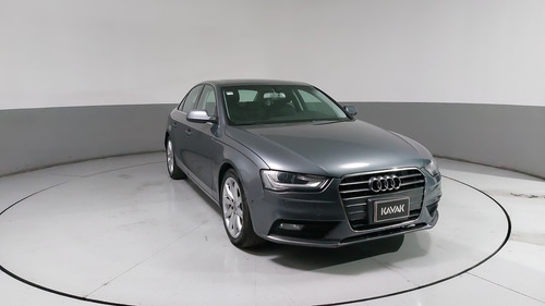 Audi A4 2.0 TFSI LUXURY MULTITRONIC