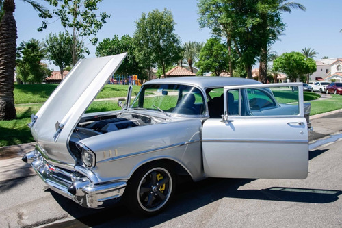 Imagen 10 de 15 de Chevrolet 1957 Sedan 2 Puertas