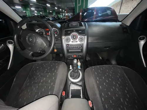Renault Megane Odeon 2.0