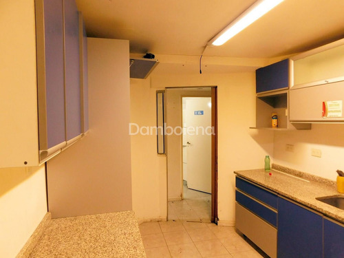 Imagen 14 de 18 de Oficina En Venta O Permuta Ubicado En Monserrat, Capital Federal, Buenos Aires