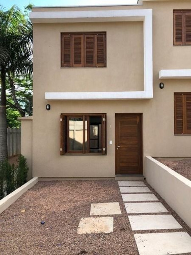 Casa Condominio Em Teresópolis Com 2 Dormitórios - Mi269199