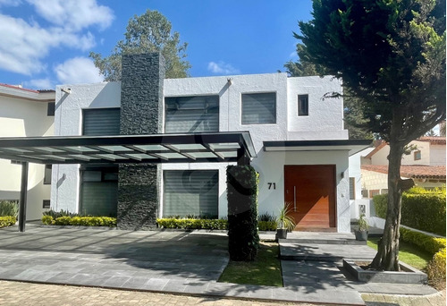 Casa En Venta En Club De Golf Los Encinos