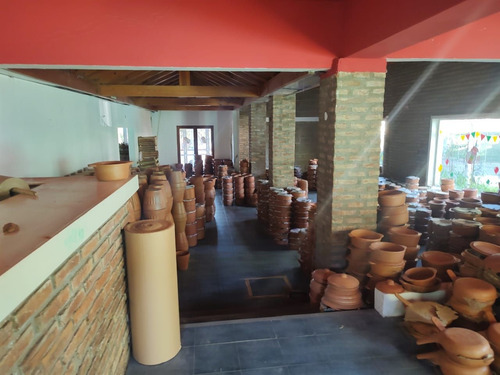 Imagen 17 de 23 de Local Comercial En Venta En La Falda