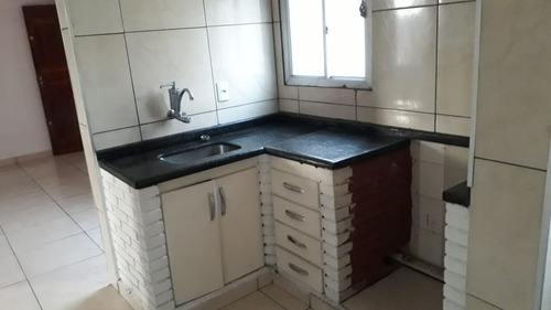 Alugo Apartamento Teotônio $1000 Reais Com Garagem Fechada