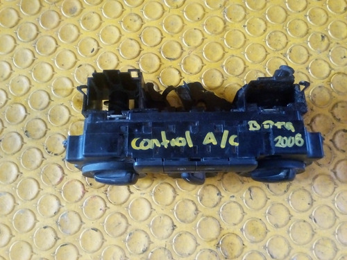 Control A/c Volkswagen Bora Mod 2008 (Usado)
