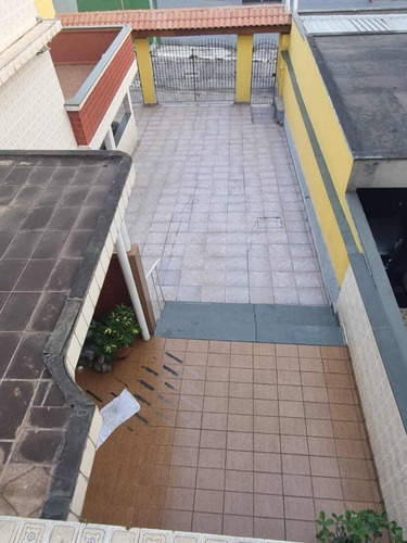 Casa De 2 Quartos E 2 Banheiros