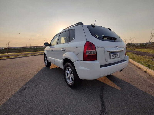 Imagem 6 de 15 de Hyundai Tucson 2.0 16v Flex Aut 2015
