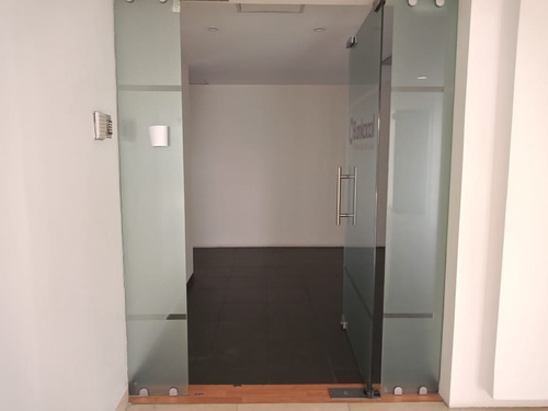 Oficina En Renta En Piso  9 De 250 M2, Del Valle Centro, Ben