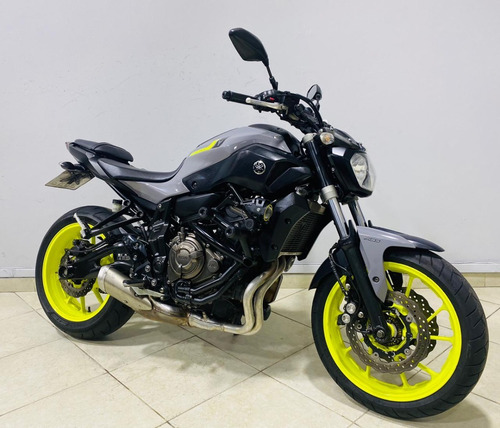 Imagem 2 de 6 de Yamaha Mt07 Abs