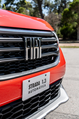 Fiat Strada VOLCANO 1.3 AT con un año de seguro del BSE