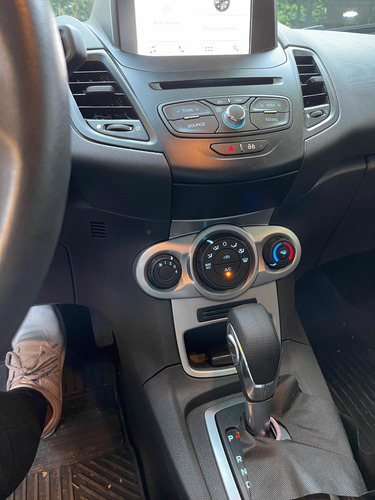 Ford Fiesta Se Powershift