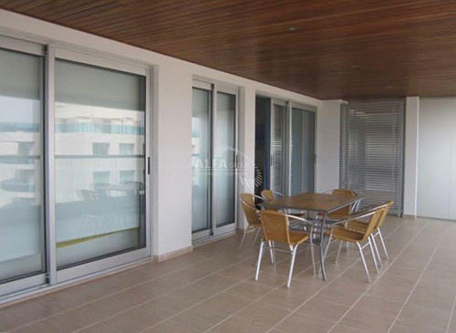 Imagen 8 de 24 de Departamento - Playa Brava - Punta Del Este Brava