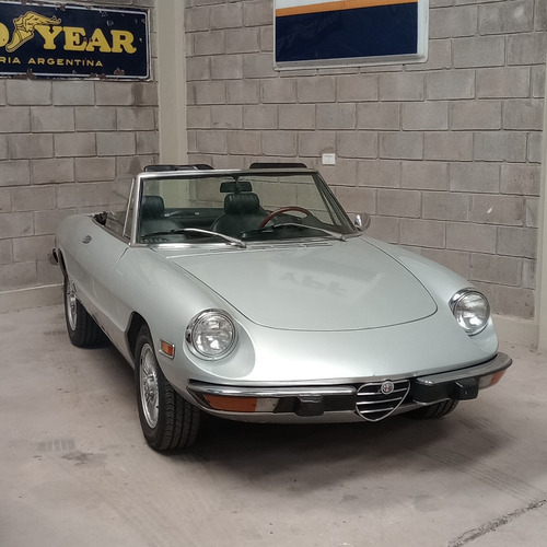 Alfa Romeo Spider 1974