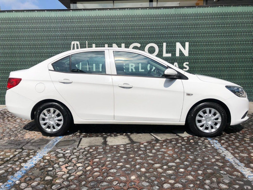Imagen 4 de 15 de Chevrolet Aveo Ls 2018 1.6lt At