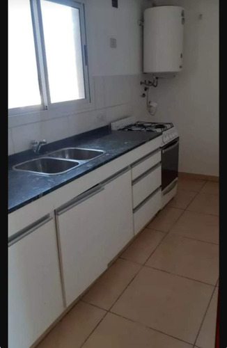 Venta! Dpto Con Patio 1 Dorm. Julio A. Roca 935, B Gemes.