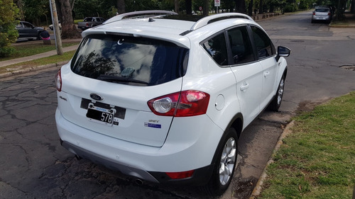 Imagen 10 de 15 de Ford Kuga Titaniun 2.5t 4x4 At
