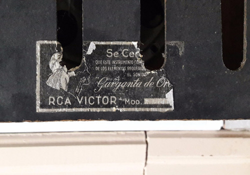 Tocadiscos Rca Victor Con Parlantes Originales