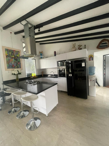 Vendo Finca  En El  Retiro, Antioquia 12000 M2 