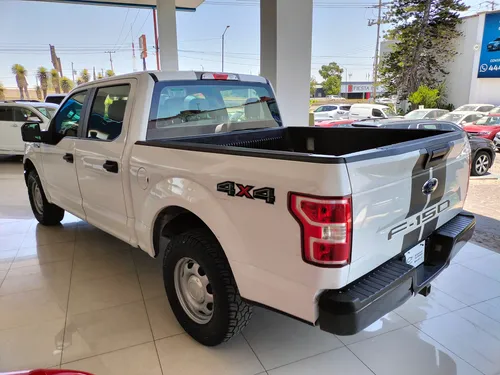 Ford F-150 5.0l Doble Cabina V8 4x4 At