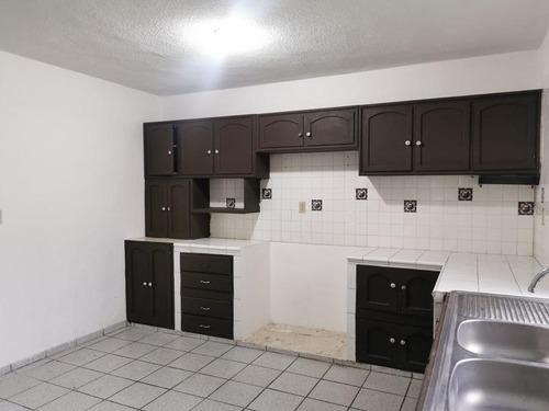 Venta Casa 4 Recamaras Colonia Del Valle En Tuxpan Veracruz.