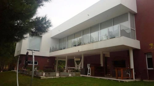 Venta Casa Costa Esmeralda Barrio Golf 2 0024