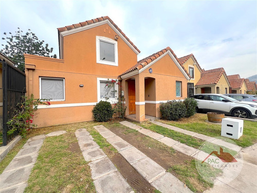 Arriendo Casa 3d/3b + Sala De Estar Gastos Comunes Incluidos