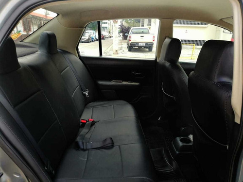 Nissan Tiida 2013