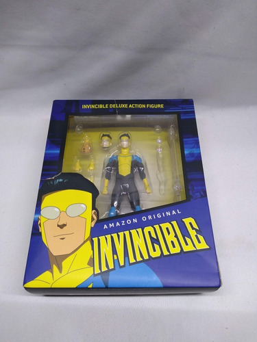 Diamond Select Toys Invencible Figura