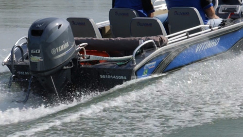 Imagem 3 de 11 de Lancha Cherokee 17 Com Motor Yamaha F90 4 Tempos Carreta Rod