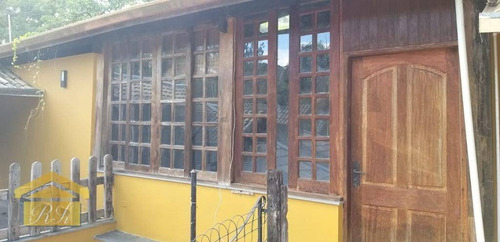 Casa Com 4 Dormitórios À Venda!! - Ca0504