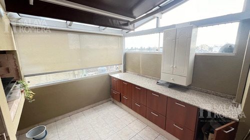 Departamento En Venta - Olivos 3 Ambientes Escritorio - Lavadero - Terraza - Parrilla - Cochera